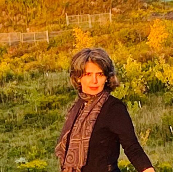 azadeh16564